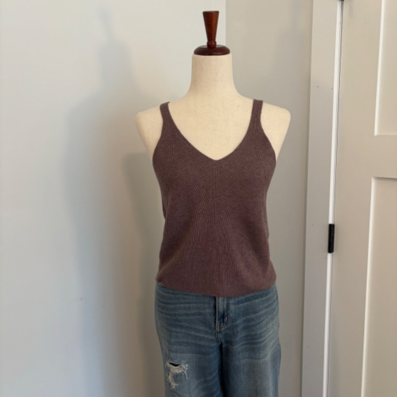 Ribbed Heather Purple Sweater Tank - Picture 2 of 5